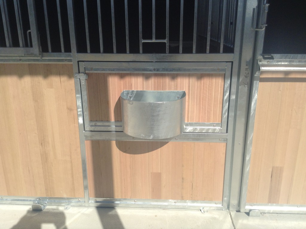 Hardwood Rotating Feeder with HDG Bin (2)