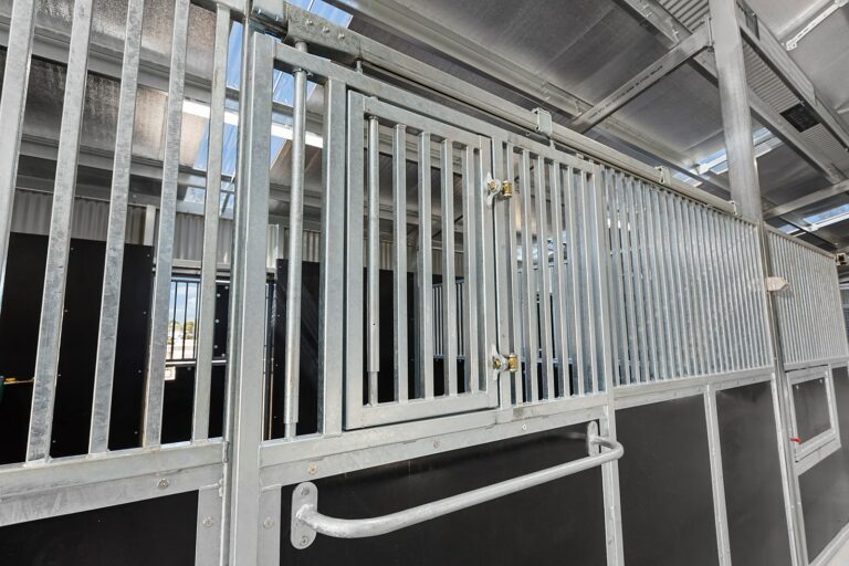 RSPCA Stables with opening hatch and rugrail